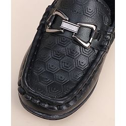 Cute Walk by Babyhug Loafer With Textured Design - Brown