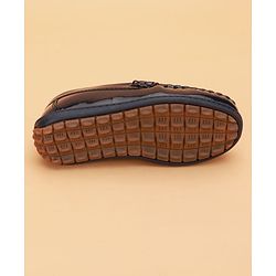 Cute Walk by Babyhug Slip On Solid Loafers - Brown