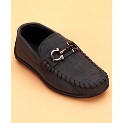 Cute Walk by Babyhug Slip On Solid Coloured Loafers With Applique - Navy Blue