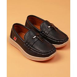 Cute Walk by Babyhug Slip On Solid Coloured Loafers With Applique - Navy Blue
