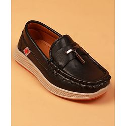 Cute Walk by Babyhug Slip On Solid Coloured Loafers With Applique - Navy Blue