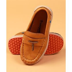 Cute Walk by Babyhug Slip On Solid Coloured Loafers With Applique - Navy Blue