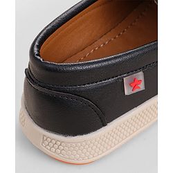 Cute Walk by Babyhug Slip On Solid Coloured Loafers - Black