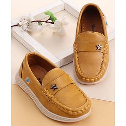Cute Walk by Babyhug Slip On Solid Coloured Loafers - Black