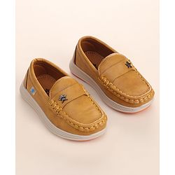 Cute Walk by Babyhug Slip On Solid Coloured Loafers - Black