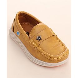 Cute Walk by Babyhug Slip On Solid Coloured Loafers - Black