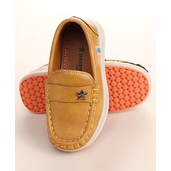 Cute Walk by Babyhug Slip On Solid Coloured Loafers - Black