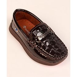 Cute Walk by Babyhug Formal & Party Wear Loafer Shoes - Brown