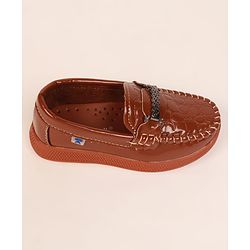 Cute Walk by Babyhug Formal & Party Wear Loafer Shoes - Brown