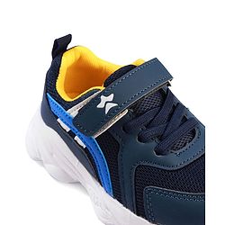 Cute Walk by Babyhug Velcro Closure Colour Block Casual Shoes With Lace Detailing - Pink