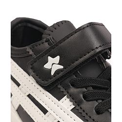 Cute Walk by Babyhug Velcro Closure Sneakers with Stripes - White