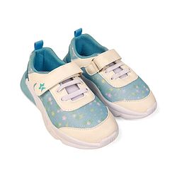 Cute Walk by Babyhug Velcro Closure Sneaker Shoes With Star Print - Pink