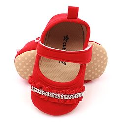 Cute Walk by Babyhug Velcro Closure Booties With Frills & Embellishments - Pink