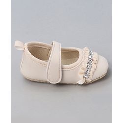 Cute Walk by Babyhug Velcro Closure Booties With Frills & Embellishments - Pink