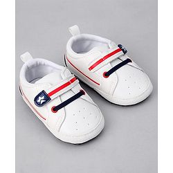 Cute Walk by Babyhug Solid Booties with Velcro Closure - White & Pink