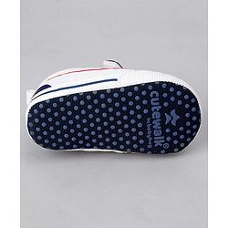 Cute Walk by Babyhug Solid Booties with Velcro Closure - White & Pink