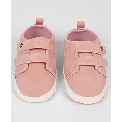 Cute Walk by Babyhug Velcro Closure Booties With Bee Embroidery - Pink