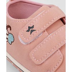 Cute Walk by Babyhug Velcro Closure Booties With Bee Embroidery - Pink