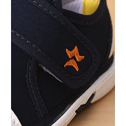 Cute Walk by Babyhug Velcro Closure Casual Shoes With Animal Applique - Navy Blue