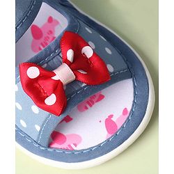 Cute Walk by Babyhug Velcro Closure Sandals with Bow Print & Applique - Blue