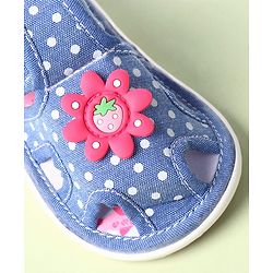 Cute Walk by Babyhug Velcro Closure Sandals with Polka Dot Print & Floral Applique - Blue
