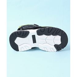 Cute Walk by Babyhug Velcro Closure Sandals - Black