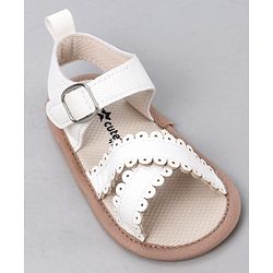 Cute Walk by Babyhug Designed Solid Booties with Velcro Closure - Beige
