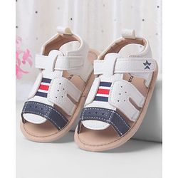 Cute Walk by Babyhug Booties With Velcro Closure - White
