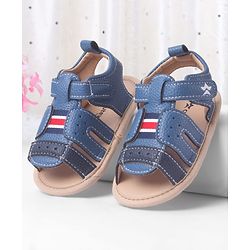 Cute Walk by Babyhug Booties With Velcro Closure - White