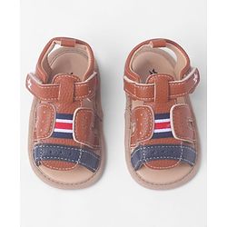 Cute Walk by Babyhug Booties With Velcro Closure - White