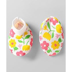 Babyhug 100% Cotton Knit Cap Mittens & Booties Set with Floral Print White - Circumference 29 cm