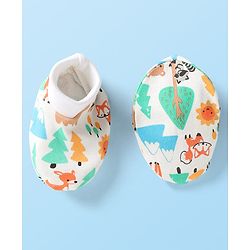 Babyhug 100% Cotton Interlock Knit Cap Mittens & Booties Set With Animal Print White - Diameter 9 cm