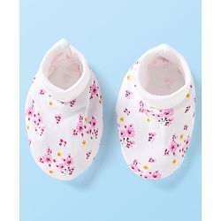 Babyhug 100% Cotton Cap Mittens & Booties Set With Floral Print White & Pink - Diameter 9 cm