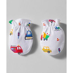 Babyhug 100% Cotton Interlock Knit Cap Mittens & Booties Set With Vehicle Print White - Diameter 9 cm