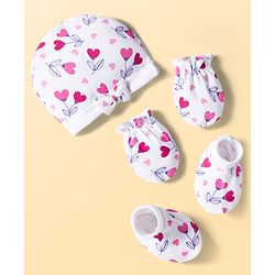 Babyhug 100% Cotton Interlock Knit Cap Mittens & Booties Set With Heart Print White - Diameter 9 cm