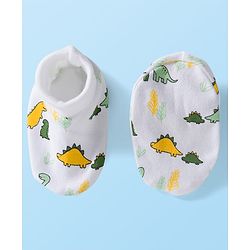 Babyhug 100% Cotton Cap Mittens & Booties Set With Dino Print White - Diameter 9 cm