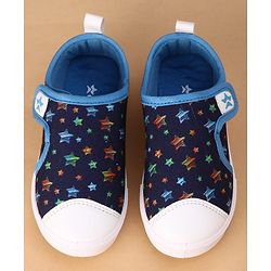 Cute Walk by Babyhug Velcro Closure Casual Shoes with Star Print - Navy Blue