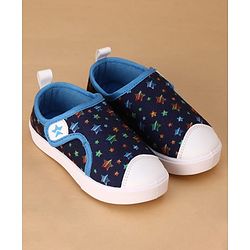 Cute Walk by Babyhug Velcro Closure Casual Shoes with Star Print - Navy Blue