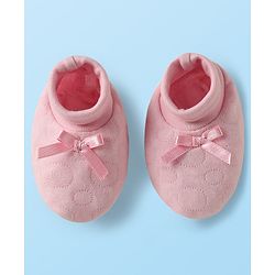 Babyhug 100% Cotton Full Sleeves Solid Coloured Romper With cap & Booties Set With Lace Detailing - Pink