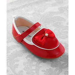Cute Walk by Babyhug Ballerina With Velcro Closure & Bow Applique - Red