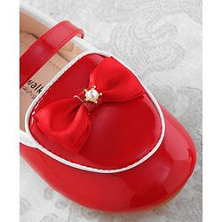 Cute Walk by Babyhug Ballerina With Velcro Closure & Bow Applique - Red