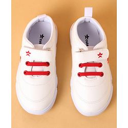 Cute Walk by Babyhug Velcro Closure Casual Shoes with Car Applique - White