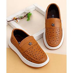 Cute Walk by Babyhug Slip On Solid Loafer - Tan