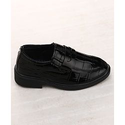 Cute Walk by Babyhug Slip On Solid Oxford Shoes - Black