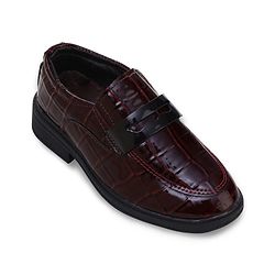 Cute Walk by Babyhug Slip On Solid Oxford Shoes - Black