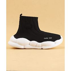 Cute Walk by Babyhug Casual Shoes Solid Color With Logo Print  - Black