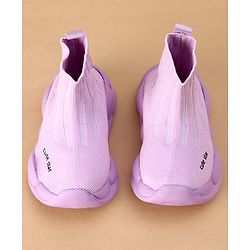 Cute Walk by Babyhug Casual Shoes Solid Color With Logo Print  - Black