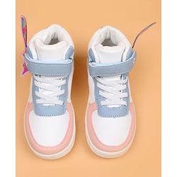 Cute Walk by Babyhug Casual Shoes with Velcro Closure & Tape Detailing & Butterfly Wings Applique - Purple
