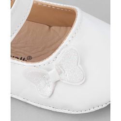 Cute Walk by Babyhug Velcro Closure Booties with Bow Applique - Pink