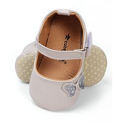 Cute Walk by Babyhug Velcro Closure Booties with Bow Applique - Pink